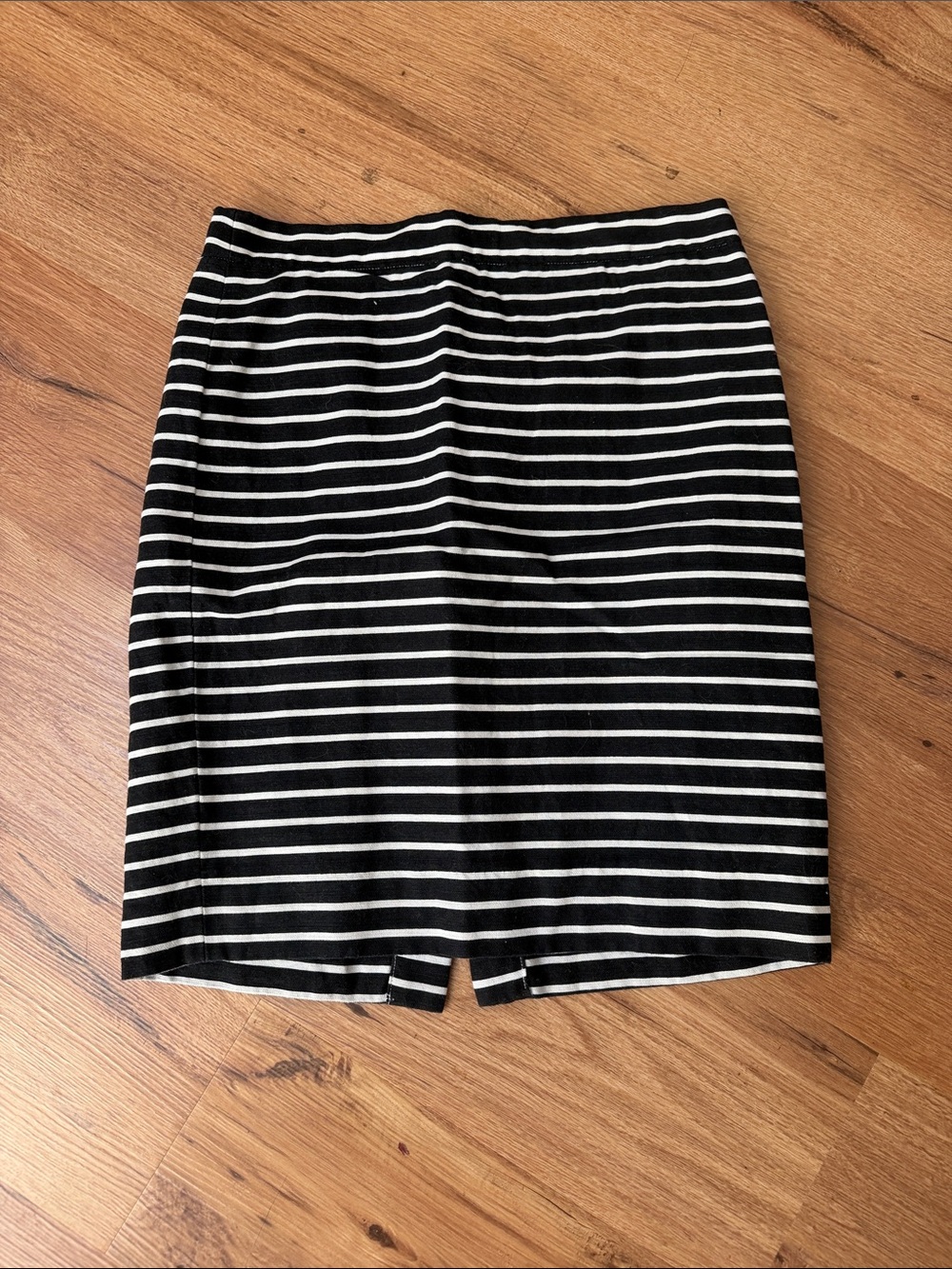 J. Crew Factory Black and White Striped Pencil Skirt, size 6